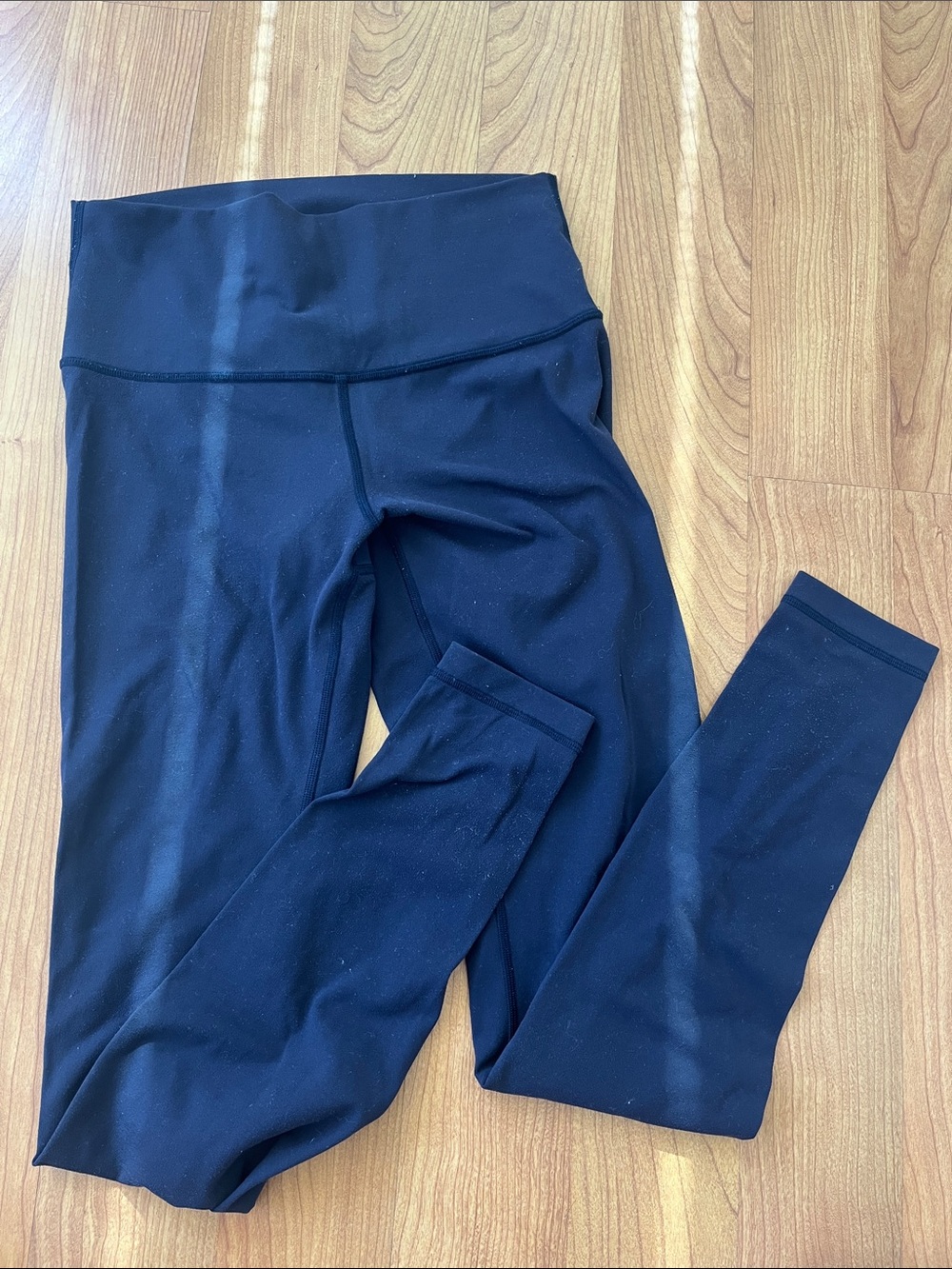 Lululemon wunder-under hi rise tight 28” brushed full on luxtreme navy